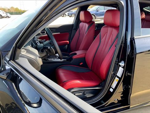 Used 2025 Acura Integra A-Spec image 7