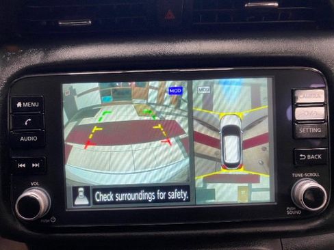 Used 2023 Nissan Kicks SR image 25