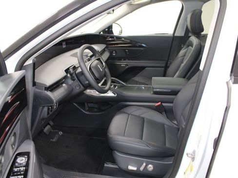 New 2026 Lincoln Nautilus Premier w/ Equipment Group 102A image 22