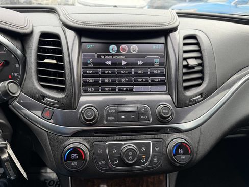 Used 2015 Chevrolet Impala LT image 16