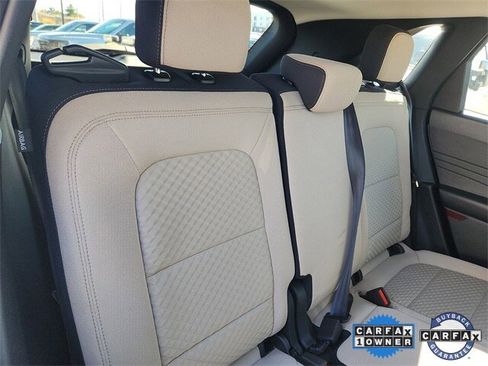 Certified 2021 Ford Escape SE image 30