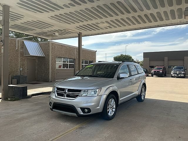 Used 2014 Dodge Journey SXT w/ Flexible Seating Group FWD image 1