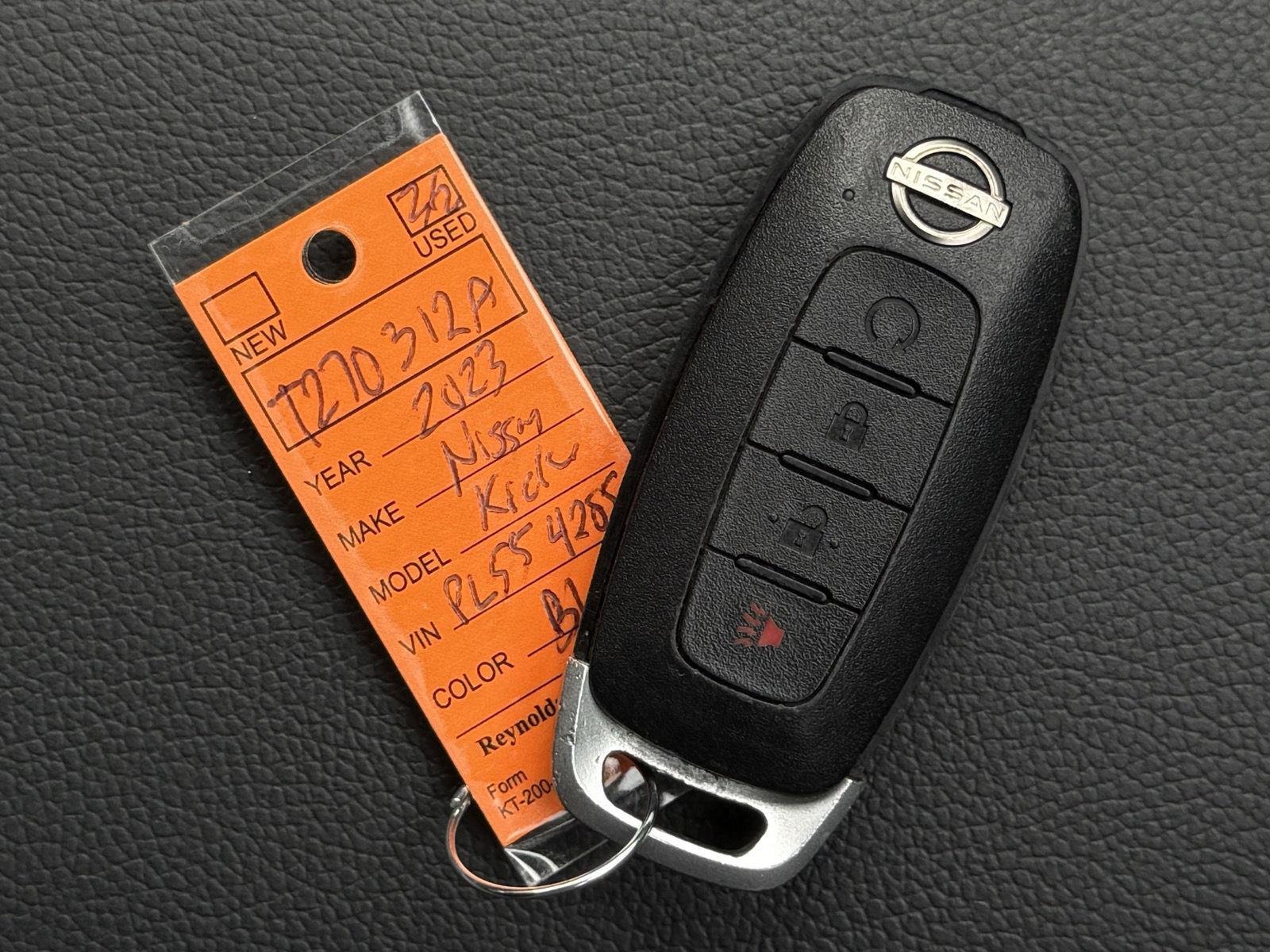 Used 2023 Nissan Kicks SR w/ SR Premium Package FWD image 40
