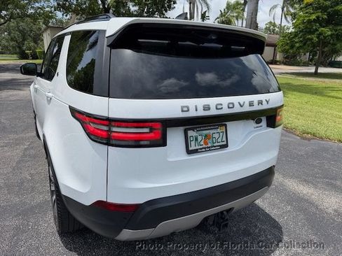 Used 2017 Land Rover Discovery HSE AWD/4WD image 19