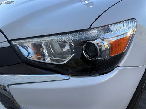 Used 2016 Mitsubishi Outlander Sport SEL image 28