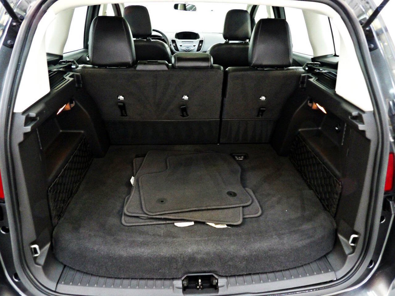 Used 2018 Ford C-MAX SE w/ Equipment Group 202A FWD image 13
