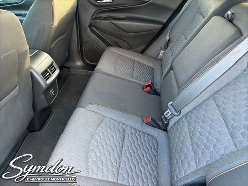 Used 2020 Chevrolet Equinox LT FWD image 17