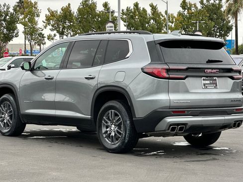 Used 2025 GMC Acadia Elevation image 6