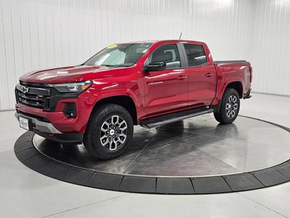 Used 2024 Chevrolet Colorado Z71 w/ Z71 Convenience Package 2