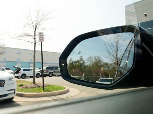 Used 2018 Volkswagen Atlas SEL Premium image 61