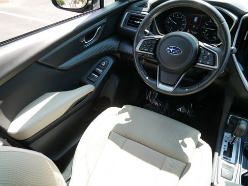 Used 2025 Subaru Ascent Premium AWD/4WD image 9