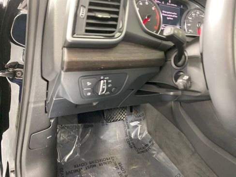 Used 2024 Audi Q5 2.0T Premium image 14