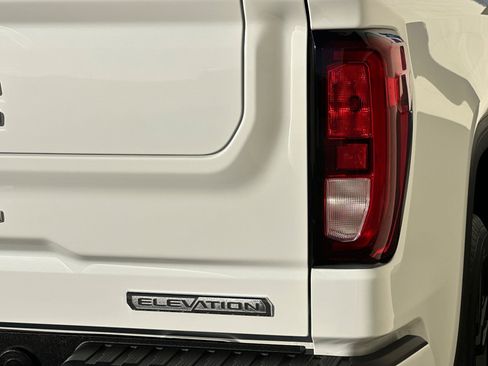 Certified 2022 GMC Sierra 1500 Elevation w/ LPO, Elevation Black Package image 36