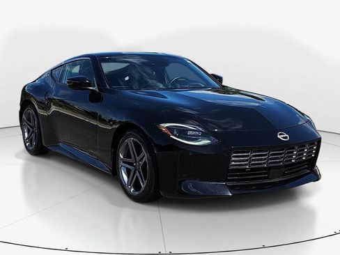 Used 2025 Nissan Z Sport w/ Floor Mat Package RWD image 3