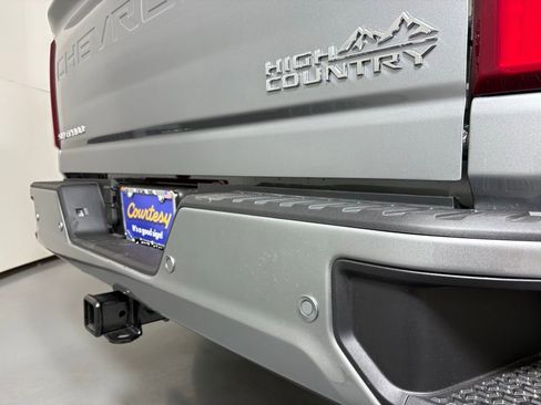 New 2026 Chevrolet Silverado 3500 High Country w/ High Country Premium Package AWD/4WD image 15