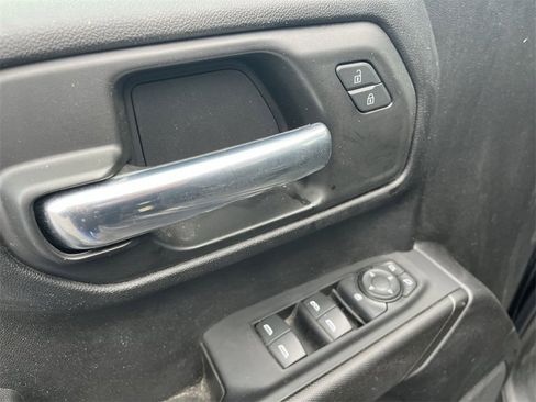 Certified 2022 Chevrolet Silverado 1500 Custom w/ LPO, Blackout Package image 21