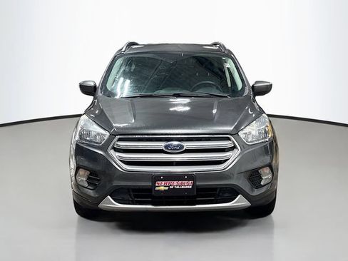 Used 2018 Ford Escape SE FWD image 2