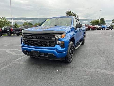 Used 2023 Chevrolet Silverado 1500 Custom w/ Rally Edition AWD/4WD image 3