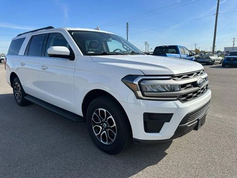 Used 2024 Ford Expedition Max XLT image 8