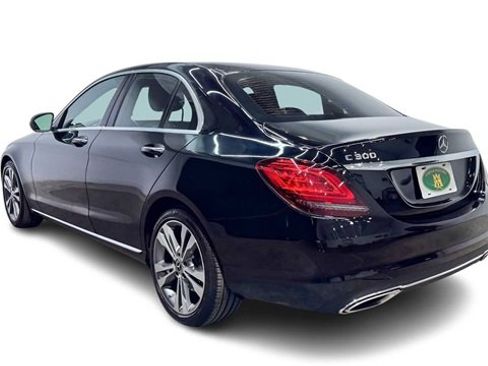 Used 2020 Mercedes-Benz C 300 Sedan image 4