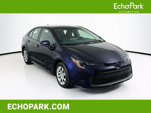 Used 2024 Toyota Corolla LE FWD image 1