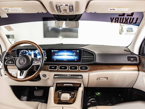 Used 2022 Mercedes-Benz GLE 450 4MATIC w/ Revised AMG Line Exterior image 37