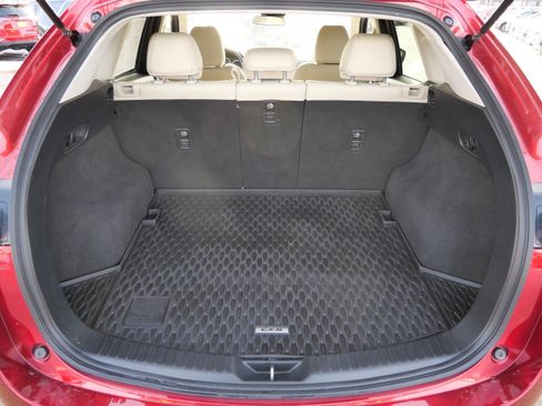 Used 2017 MAZDA CX-5 Touring image 18