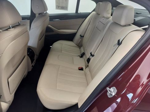 Certified 2023 BMW 530i w/ Premium Package RWD image 19