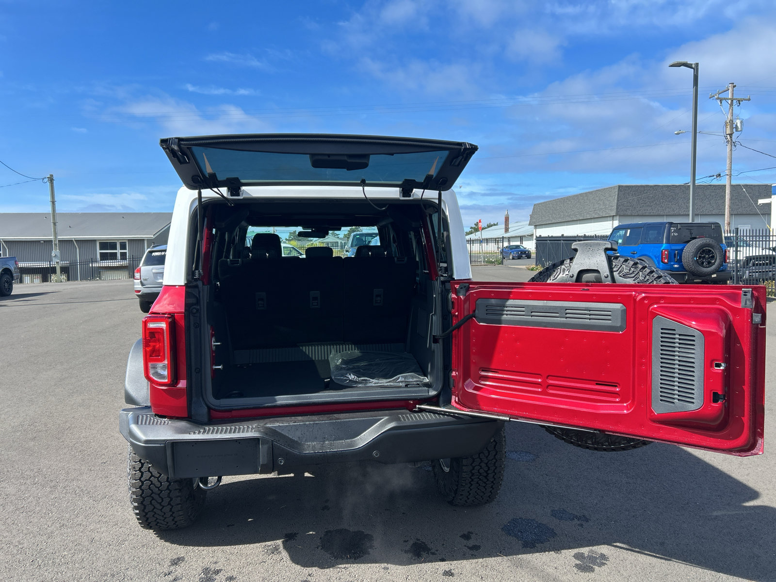 New 2026 Ford Bronco Heritage Edition AWD/4WD image 38