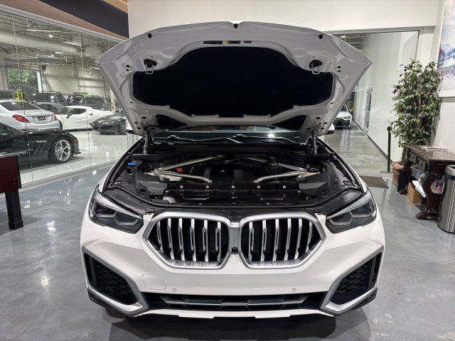 Used 2021 BMW X6 sDrive40i RWD image 39