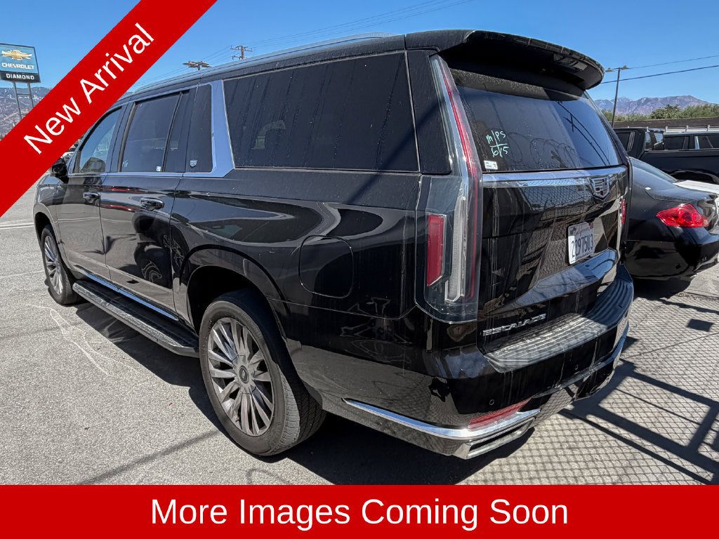 Used 2023 Cadillac Escalade ESV Luxury RWD image 4