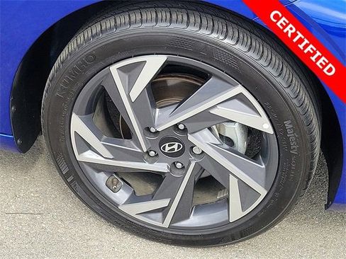 Used 2025 Hyundai Elantra Sport image 20