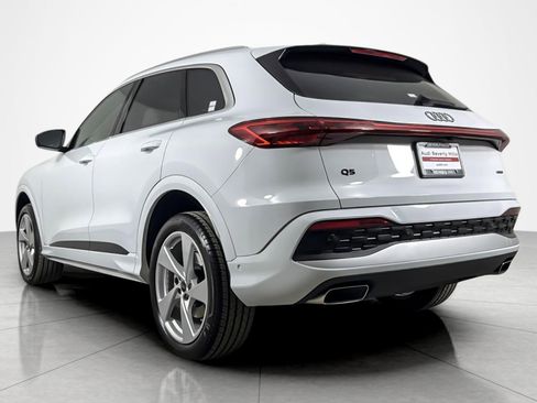 Used 2025 Audi Q5 Premium Plus w/ Premium Plus image 3