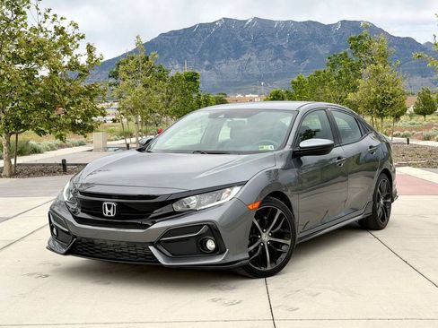 Used 2021 Honda Civic Sport image 1