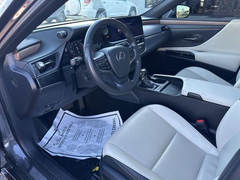 Used 2023 Lexus ES 350 w/ Premium Package image 16