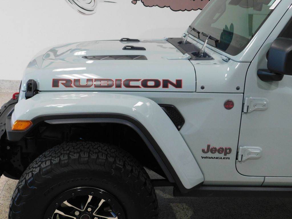 Used 2024 Jeep Wrangler Unlimited Rubicon AWD/4WD image 20