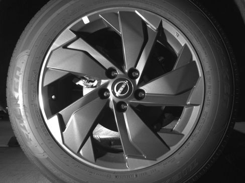 Used 2025 Nissan Rogue SV FWD image 27