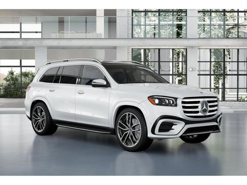 New 2026 Mercedes-Benz GLS 580 4MATIC image 11