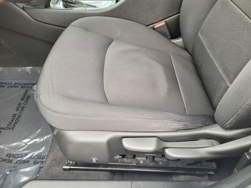 Used 2018 Chevrolet Malibu LS image 21