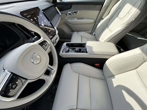 New 2026 Volvo XC90 B6 Ultra image 10