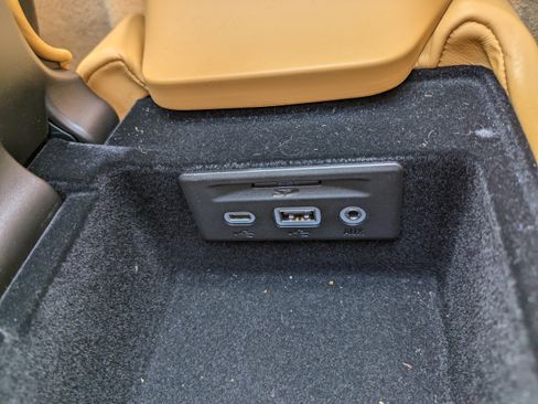 Used 2020 Chevrolet Corvette Stingray Premium Cpe w/ 3LT Preferred Equipment Group RWD image 32