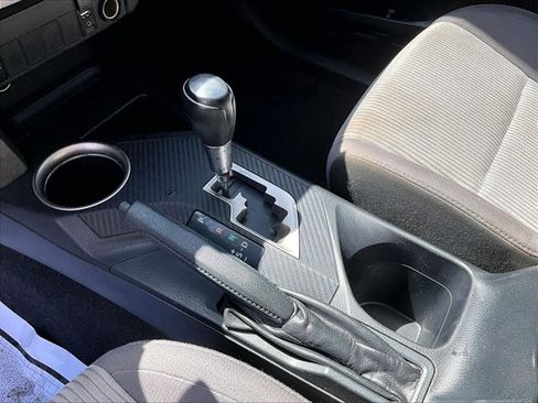 Used 2015 Toyota RAV4 XLE image 15