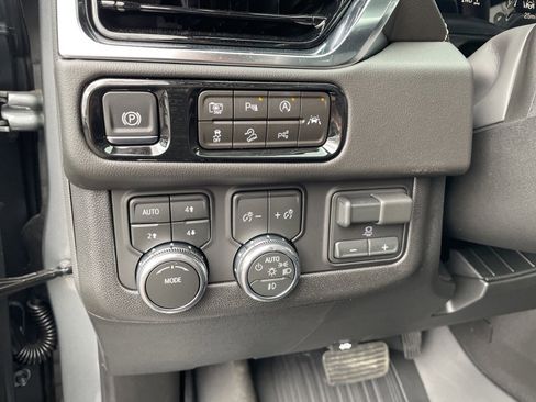 New 2026 GMC Yukon XL Elevation w/ Elevation Premium Package image 18