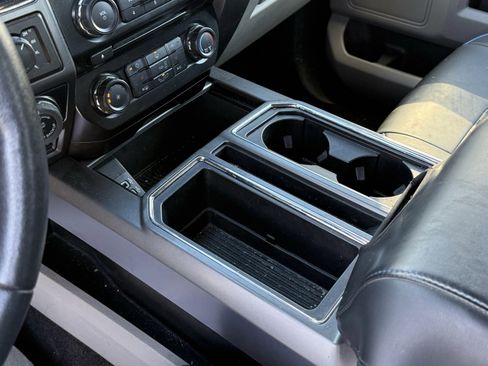 Used 2017 Ford F150 XLT w/ Equipment Group 302A Luxury image 27