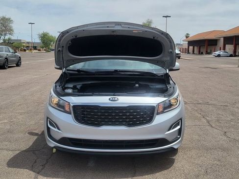Used 2019 Kia Sedona LX FWD image 37