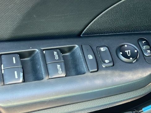 Used 2019 Honda Civic LX image 16