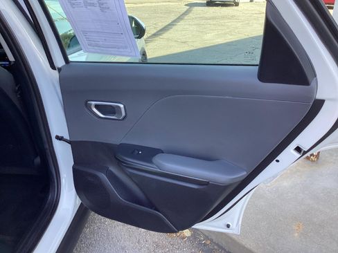 Used 2025 Kia K4 FWD image 15