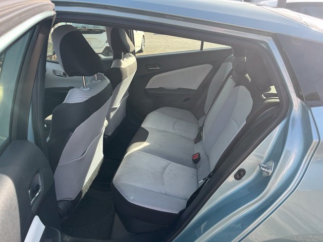 Used 2018 Toyota Prius Two w/ Prius Two Safety Plus Package FWD image 5