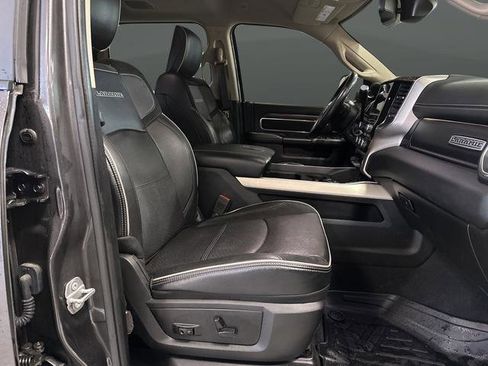 Used 2020 RAM 2500 Laramie image 32