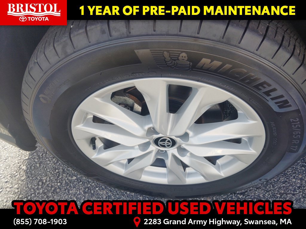Certified 2024 Toyota Corolla Cross LE w/ Moonroof Package AWD/4WD image 13